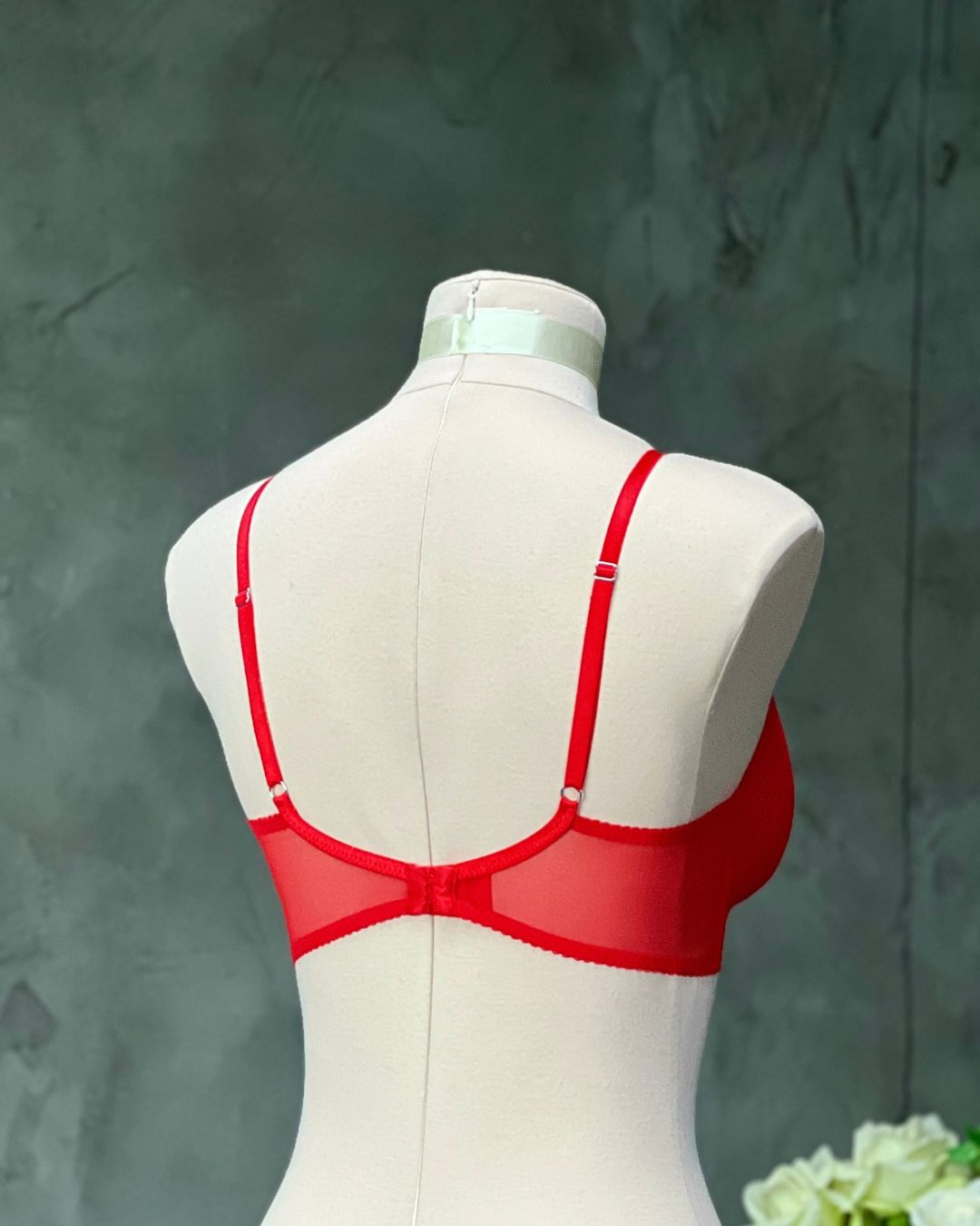 Безкаркасний холтер-бра “Ember”. Клуб - Жовтень